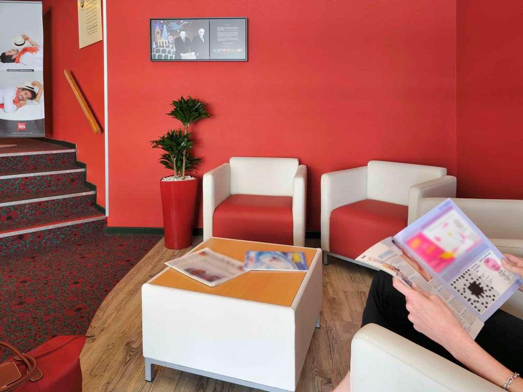 B&B Hotel Amiens Centre Cathedrale ภายนอก รูปภาพ