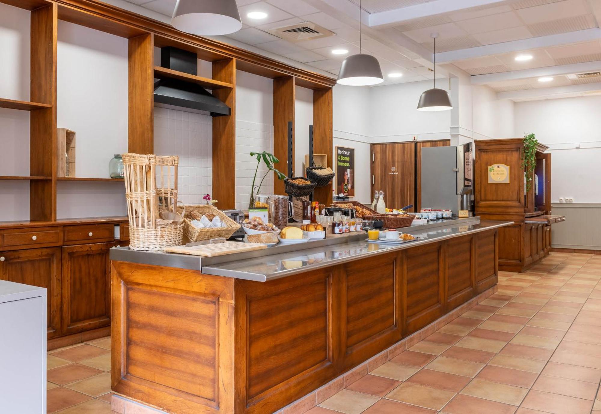 B&B Hotel Amiens Centre Cathedrale ภายนอก รูปภาพ