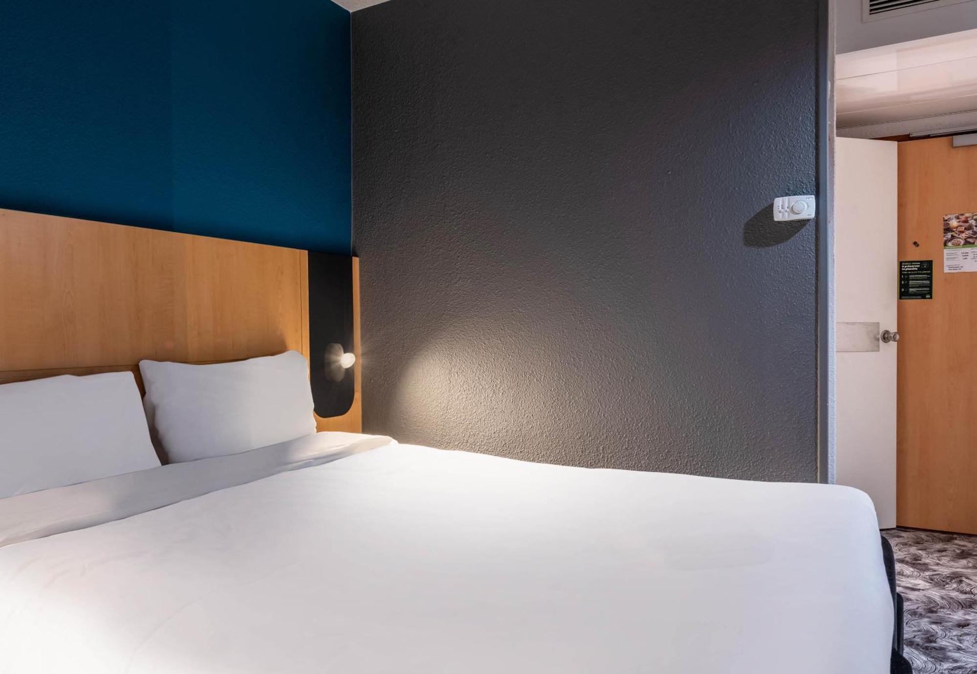 B&B Hotel Amiens Centre Cathedrale ภายนอก รูปภาพ