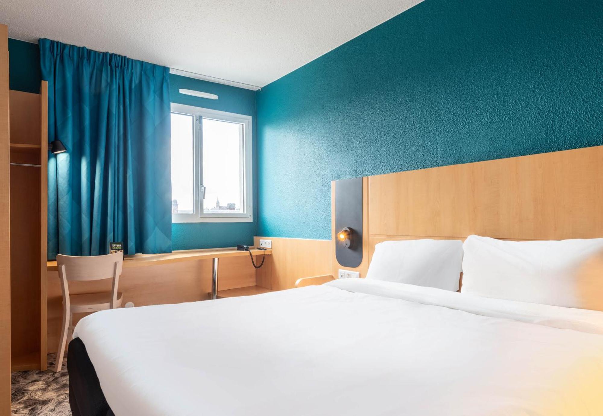 B&B Hotel Amiens Centre Cathedrale ภายนอก รูปภาพ